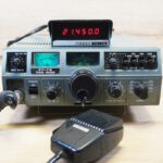 Darf ich vorstellen: Mein oldschool Amaterfunk Transceiver Yaesu FT-7B und die digitale Frequenzanzeige YC-7B.  #hamradio #AFU #Yaesu #FT-7B